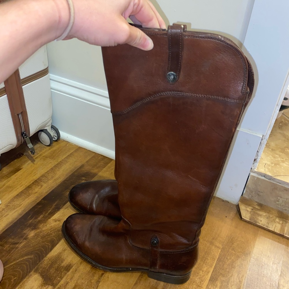 Frye melissa boot in Cognac! Size 8 with a 1” heel